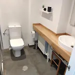Vega- Parking Privado Apartmán